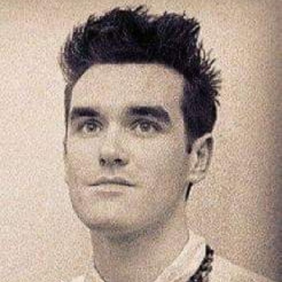 Meet your Posher, Sandy - Picture 2 of 5